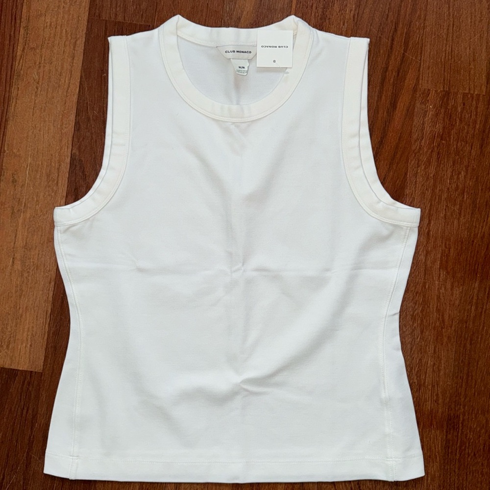 New! Mens Medium sleeveless shirt- No returns